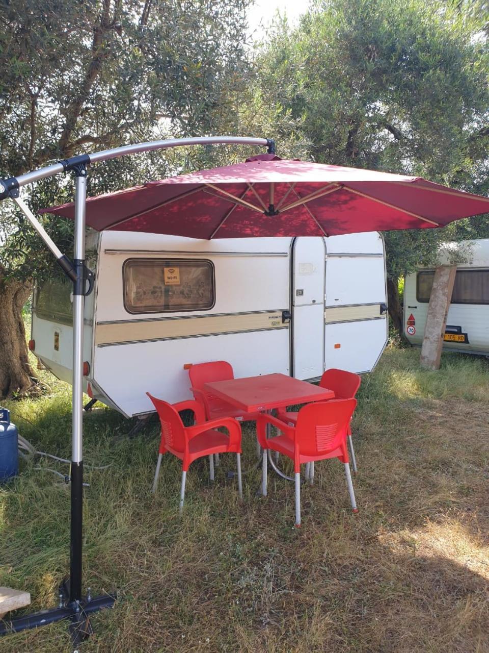 Aquariumi Jale Camping Otel Dış mekan fotoğraf